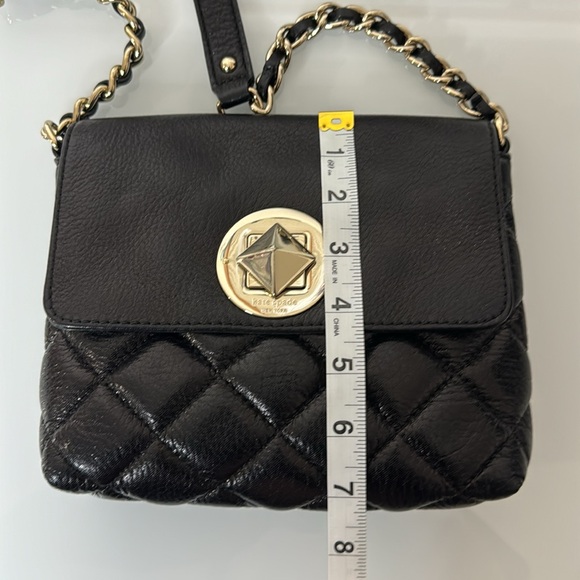 Kate Spade black quilted leather crossbody bag w/ chain strap - Picture 11 of 14